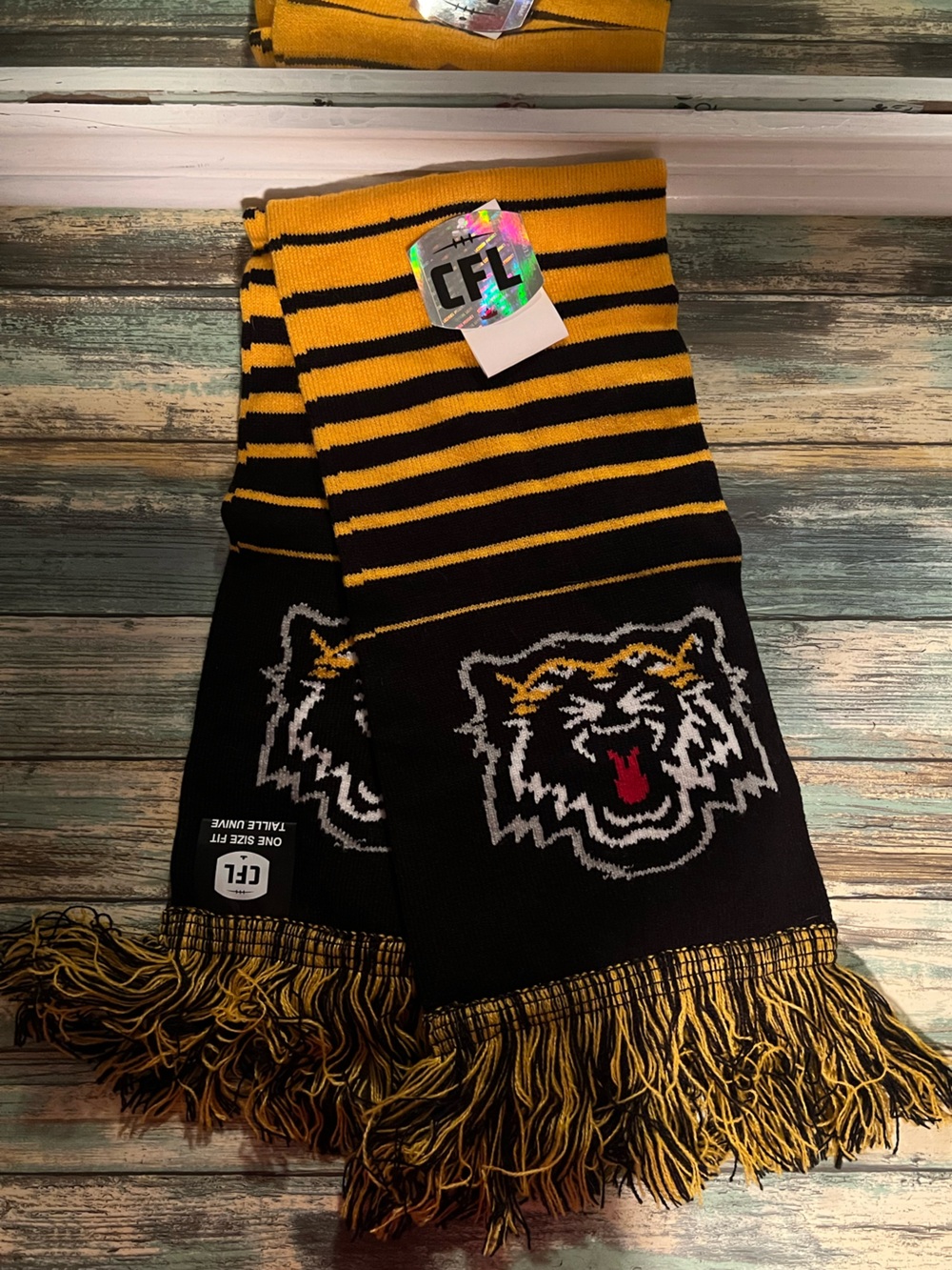 🐯 NWT Hamilton Tiger-Cats CFL Knit Scarf Black Yellow Striped Ticats